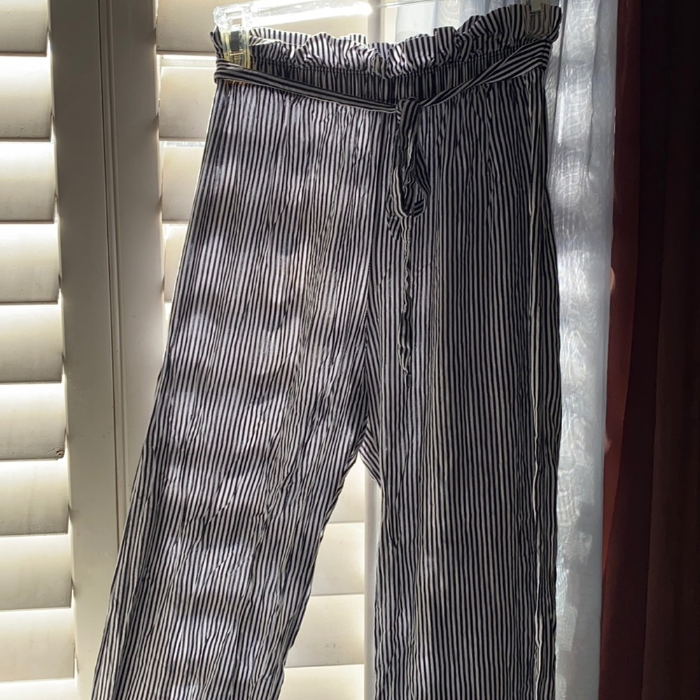 Summer pants with stripes